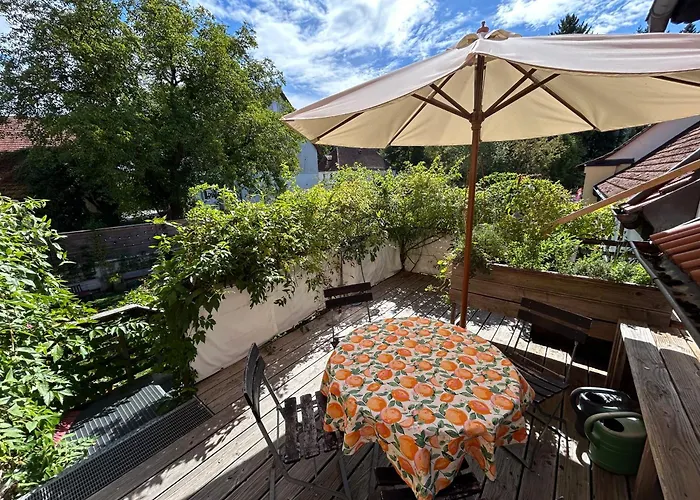 Lägenhet Loft-wohnung Mit Ausblick Und Terrasse