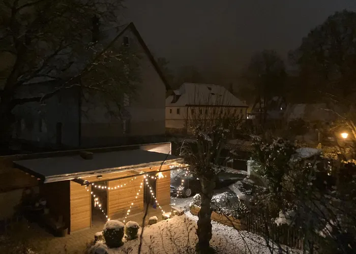 Loft-wohnung Mit Ausblick Und Terrasse